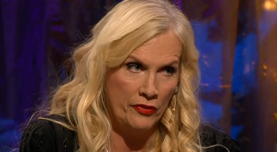 Diplomat, Svenska Hollywoodfruar, Jan Guillou, Gunilla Persson